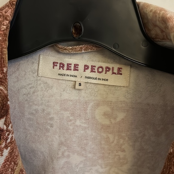 Free People pink bandana printed oversized denim jacket in Small - Picture 2 of 5